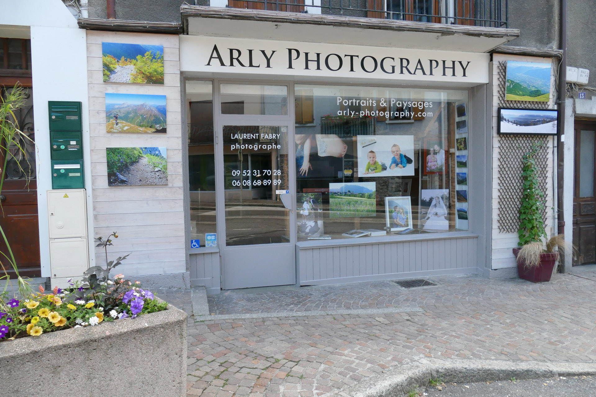 Studio ARLY PHOTOGRAPHY Studio ARLY PHOTOGRAPHY