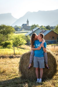 Séance engagement pour ce couple avant leur mariage au lac du Bourget