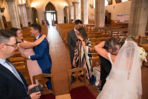 mariage à Albertville : fin de la cérémonie à l'église