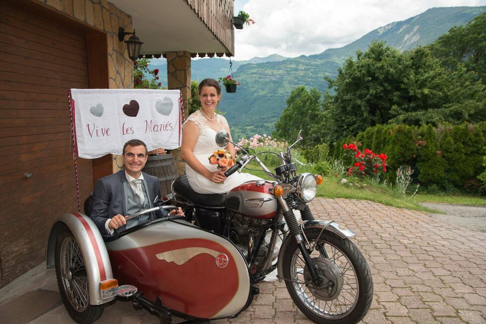 Photographe de mariage à Aigueblanche