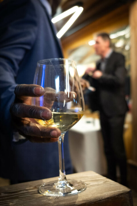 Photographe de mariage à la Datcha : flutes de champagne