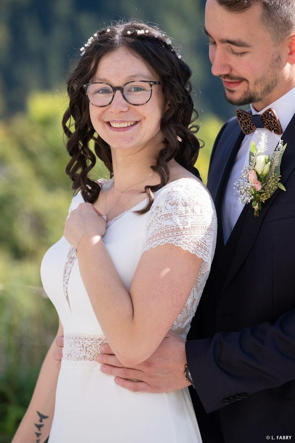 Reportage de mariage en automne à la montagne : portrait des mariés